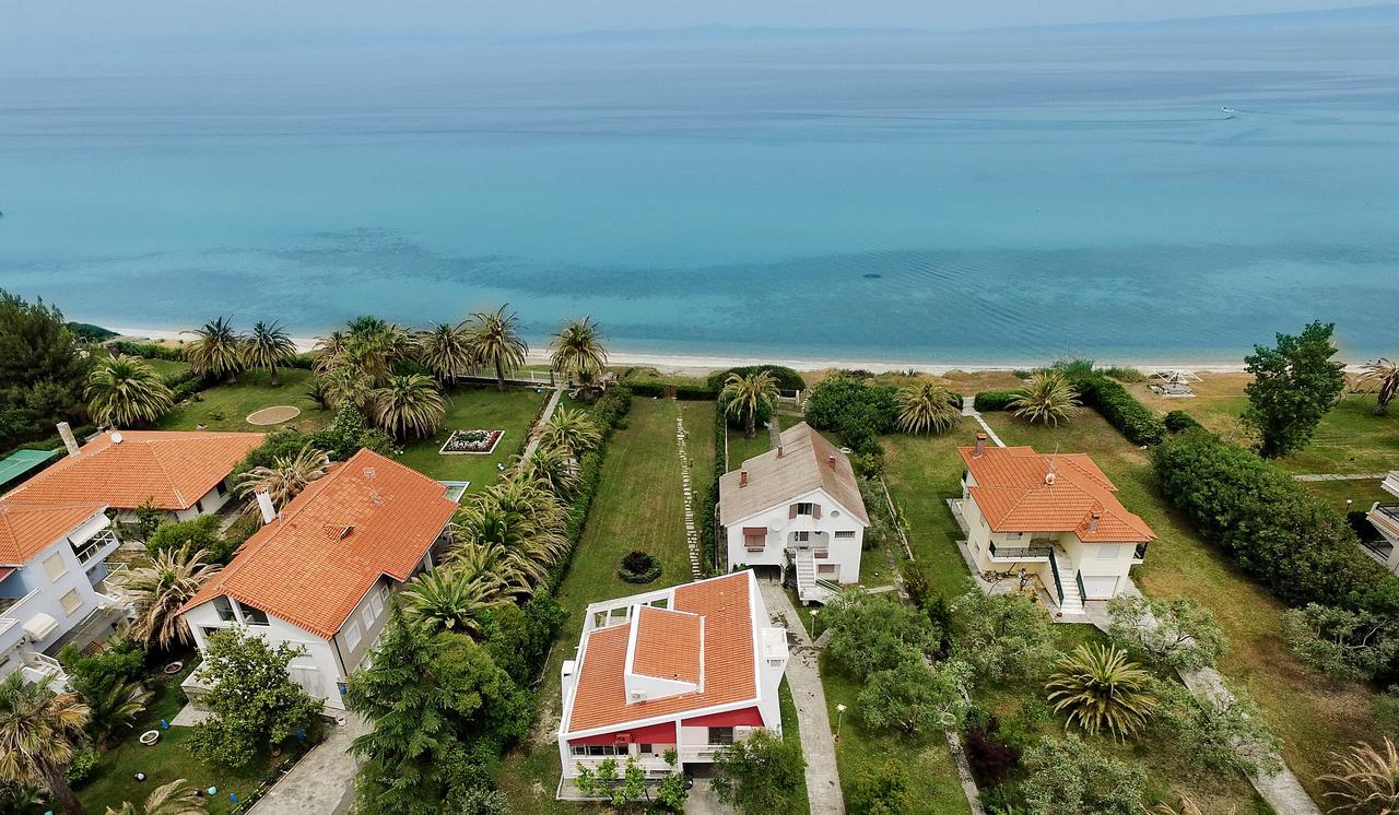 Hestia Beachfront Villa Polikhronon Exteriör bild